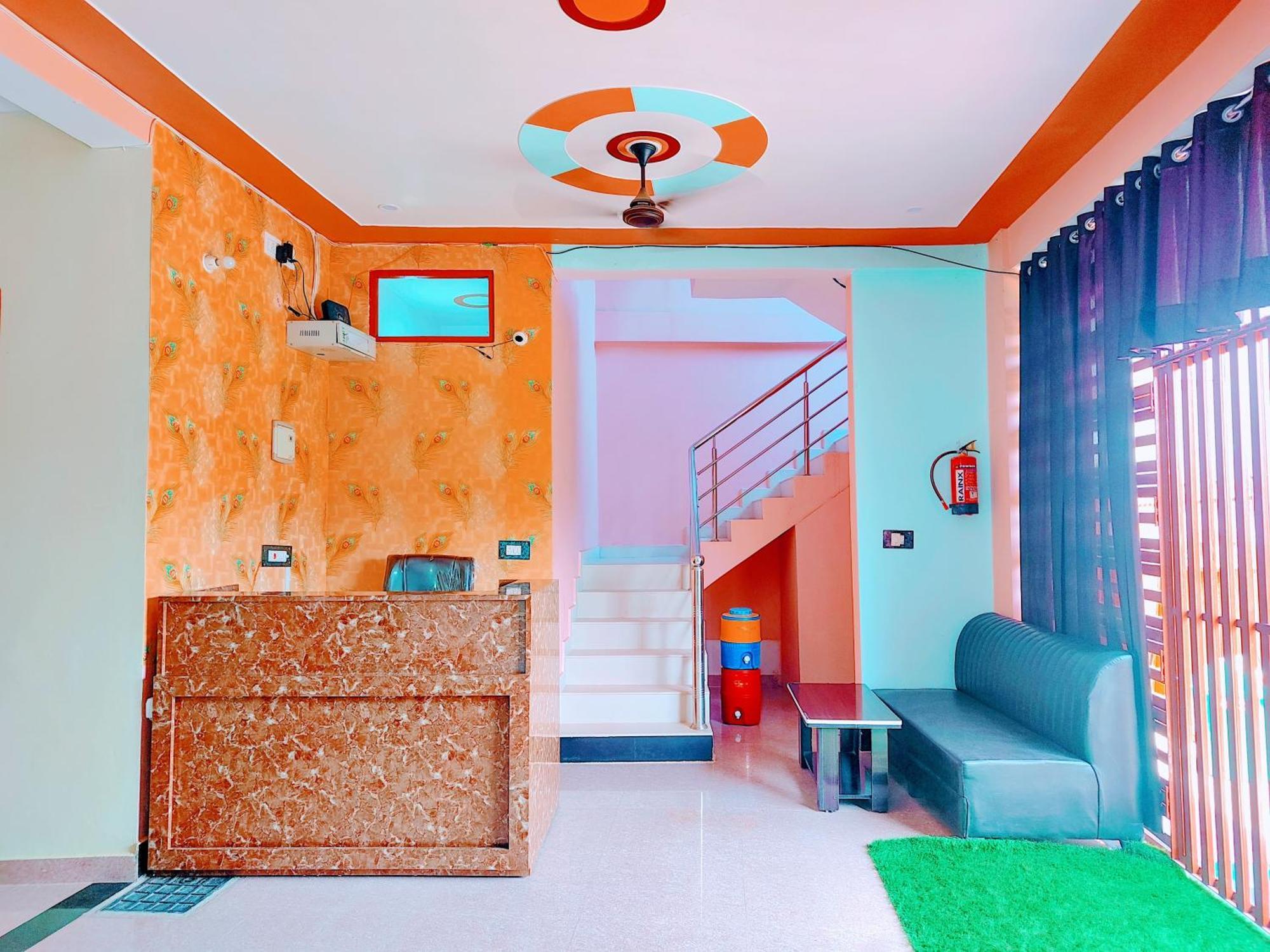 Hotel Raghukul Ayodhya Екстер'єр фото