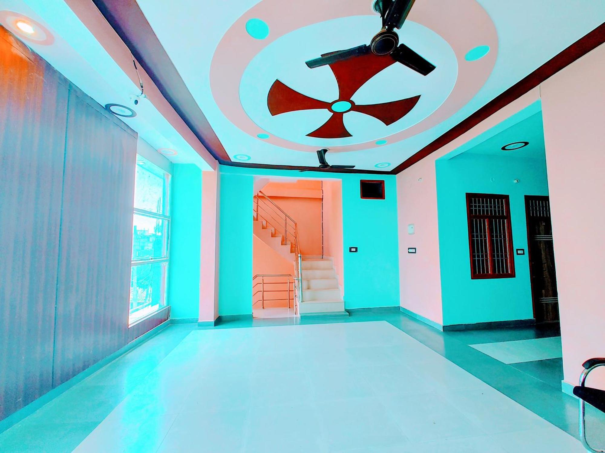 Hotel Raghukul Ayodhya Екстер'єр фото